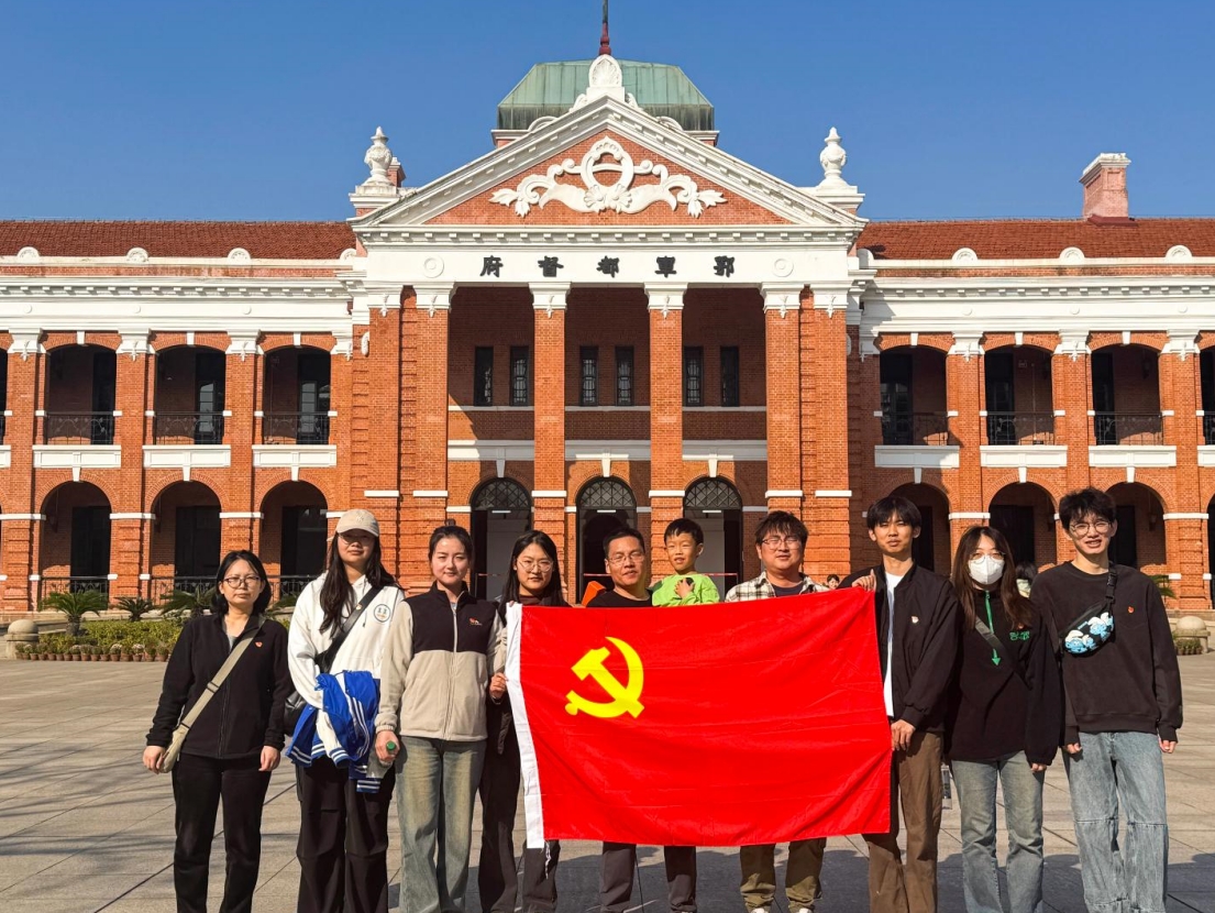 寻红色足迹 忆峥嵘岁月｜k8凯发一触即发环保党支部特色主题党日活动